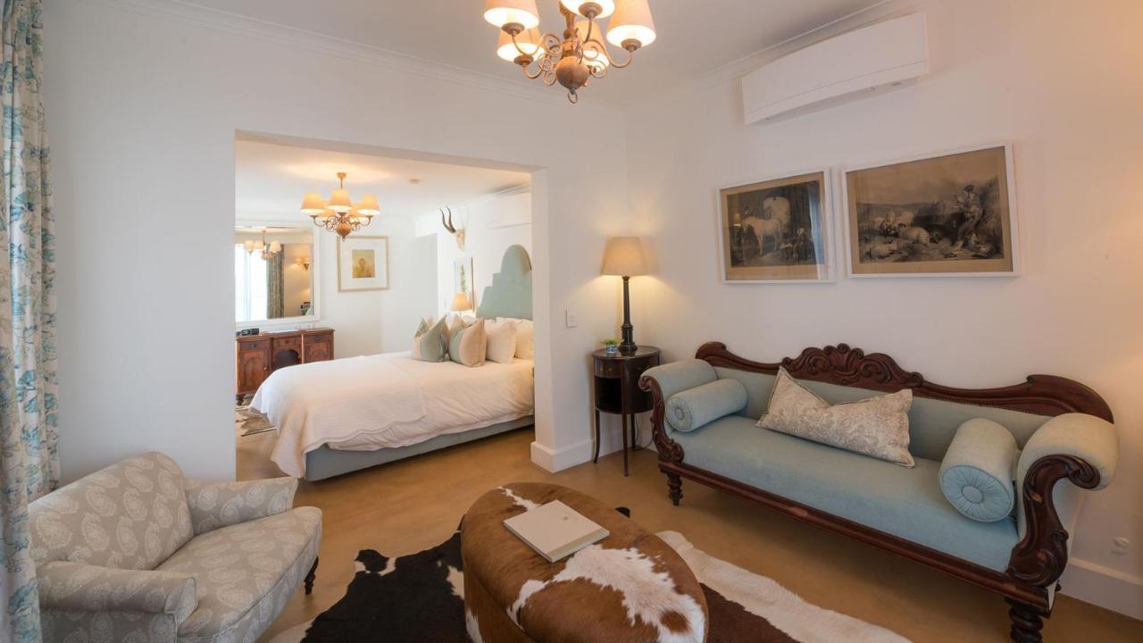 Drostdy Hotel Graaff-Reinet Eksteriør billede A suite at the Cape Heritage